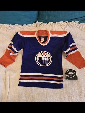 Vintage CCM Edmonton Oilers Hockey Jersey Child XL Made in Canada